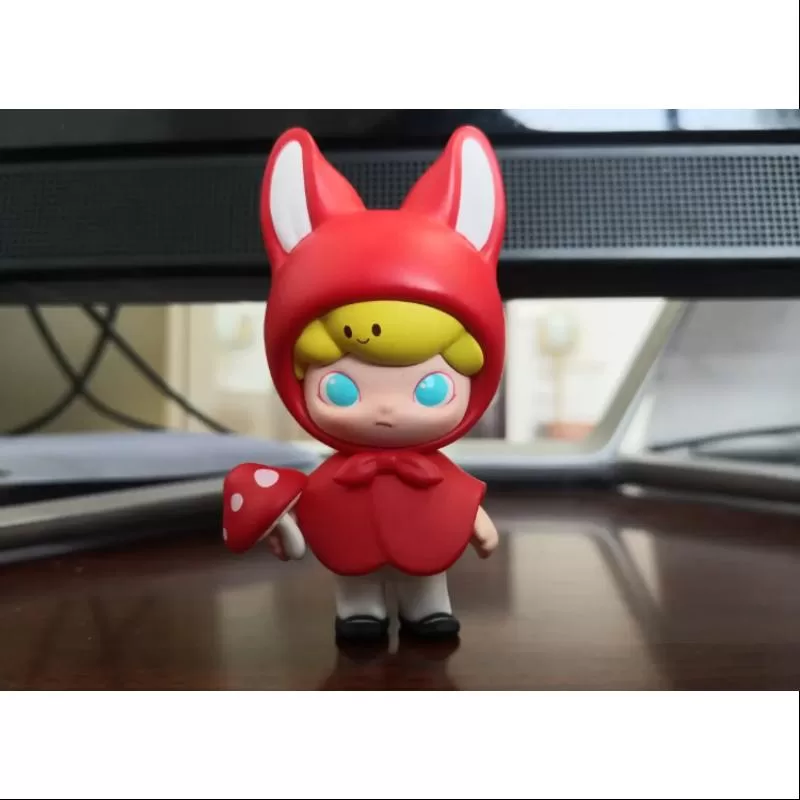 DIMOO Fairy Tale Series Little Red DIMOO Fairy Tale Series Little Red