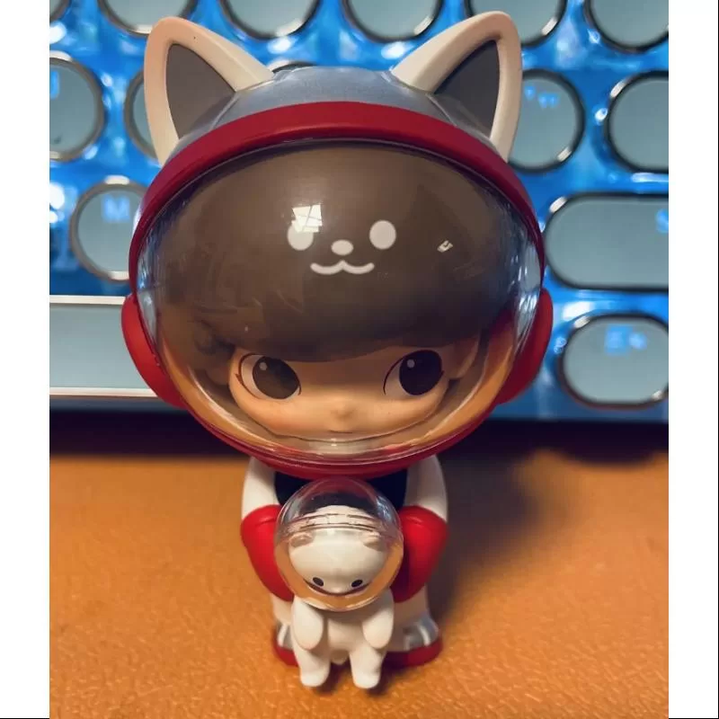 DIMOO SG SPACE BOY Begränsad upplaga DIMOO SG SPACE BOY Begränsad upplaga