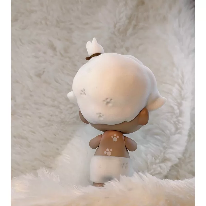 DIMOO Small Footprints-Winter Memory White Snow Limited Figure DIMOO Small Footprints-Winter Memory White Snow Limited Figure