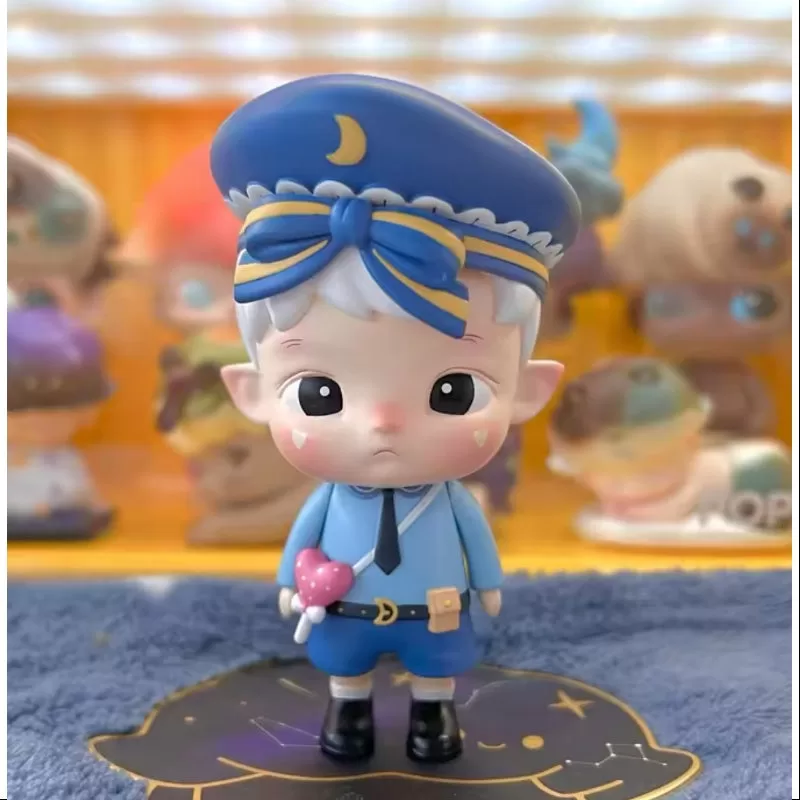 Hacipupu Little Moon Police Figurine 2021 begränsad upplaga
