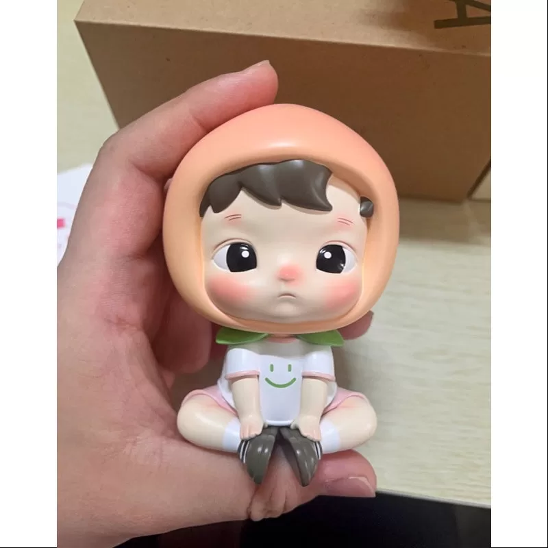 Hacipupu Little Peach Figurine 2021 begränsad upplaga