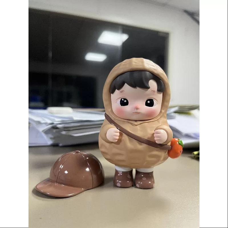Hacipupu Peanut Figurine Art Toy 2023 Singapore Limited Hacipupu Peanut Figurine Art Toy 2023 Singapore Limited