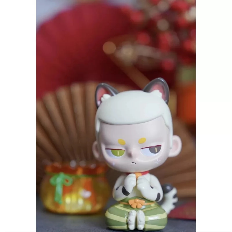 KUBO Lucky Cat Art Toy Figure 2024 Limited KUBO Lucky Cat Art Toy Figure 2024 Limited