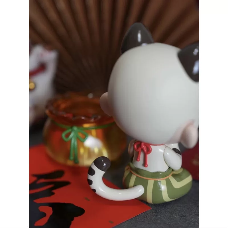 KUBO Lucky Cat Art Toy Figure 2024 Limited KUBO Lucky Cat Art Toy Figure 2024 Limited