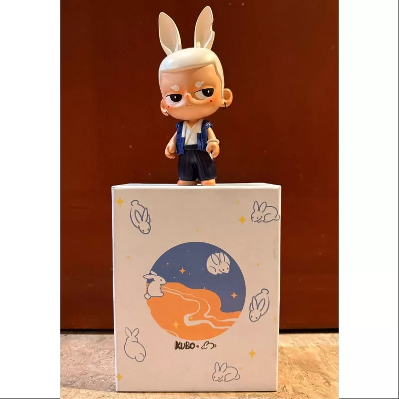 KUBO Moon Rabbit Boy Figurine Art Toy 2021 Limited KUBO Moon Rabbit Boy Figurine Art Toy 2021 Limited
