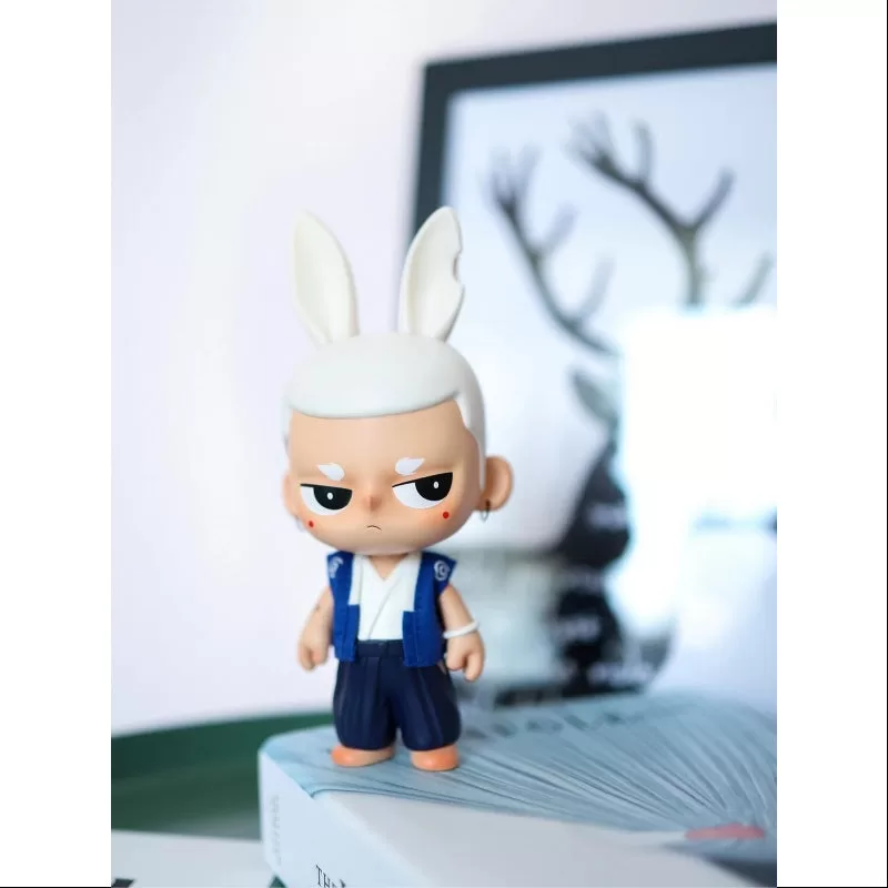 KUBO Moon Rabbit Boy Figurine Art Toy 2021 Limited KUBO Moon Rabbit Boy Figurine Art Toy 2021 Limited