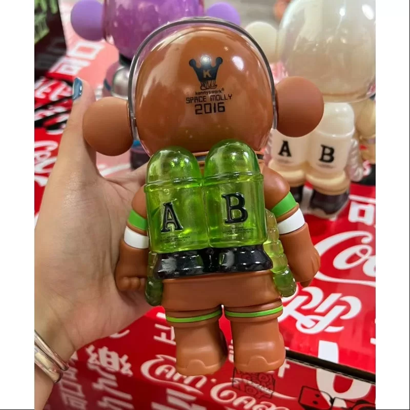 MEGA SPACE MOLLY 200% Kiwi Fruit 2016 LIMITED MEGA SPACE MOLLY 200% Kiwi Fruit 2016 LIMITED