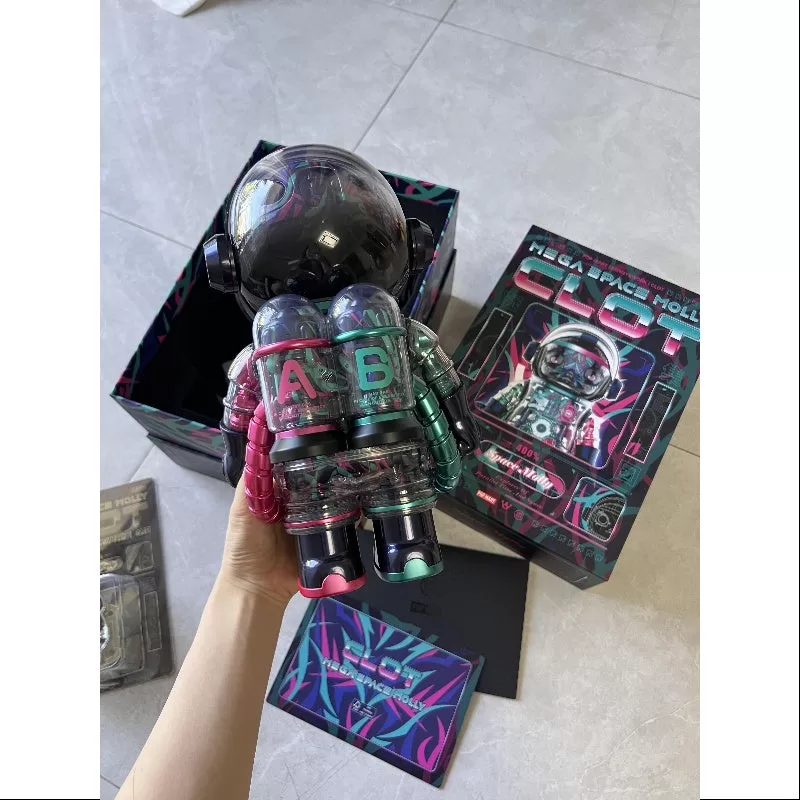 MEGA SPACE MOLLY 400% KOPPEL Magenta Alienegra 2024 Limited MEGA SPACE MOLLY 400% KOPPEL Magenta Alienegra 2024 Limited