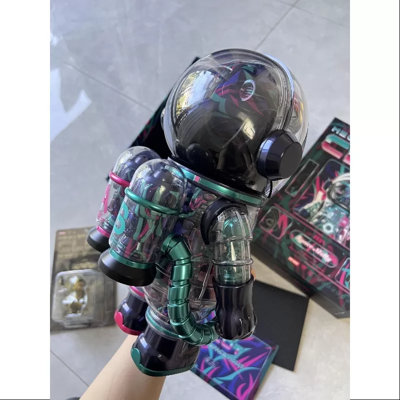 MEGA SPACE MOLLY 400% KOPPEL Magenta Alienegra 2024 Limited MEGA SPACE MOLLY 400% KOPPEL Magenta Alienegra 2024 Limited
