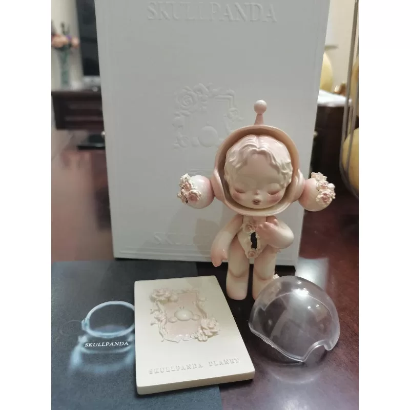 Skullpanda Baby Awakening Limited Figur
