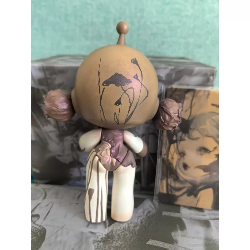 Skullpanda Baby Lotus i The Dusk of Summer Limited Figur Skullpanda Baby Lotus i The Dusk of Summer Limited Figur
