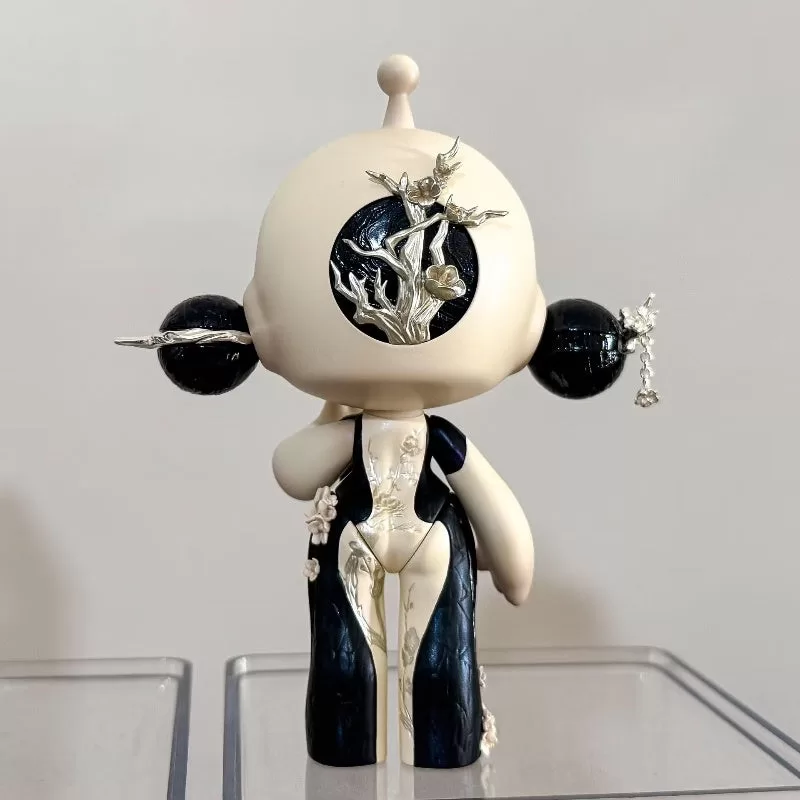 Skullpanda Baby Plommon Secret Yingye Limited Figurine Skullpanda Baby Plommon Secret Yingye Limited Figurine