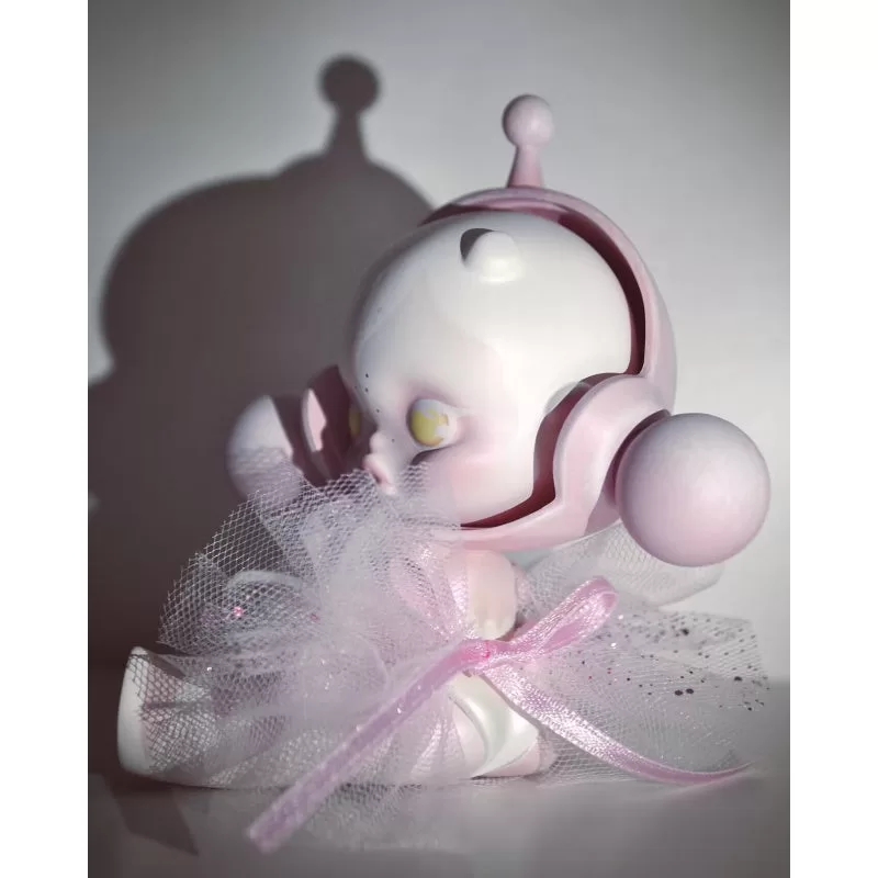 Skullpanda Baby Undead Dancer Limited Figurine Skullpanda Baby Undead Dancer Limited Figurine