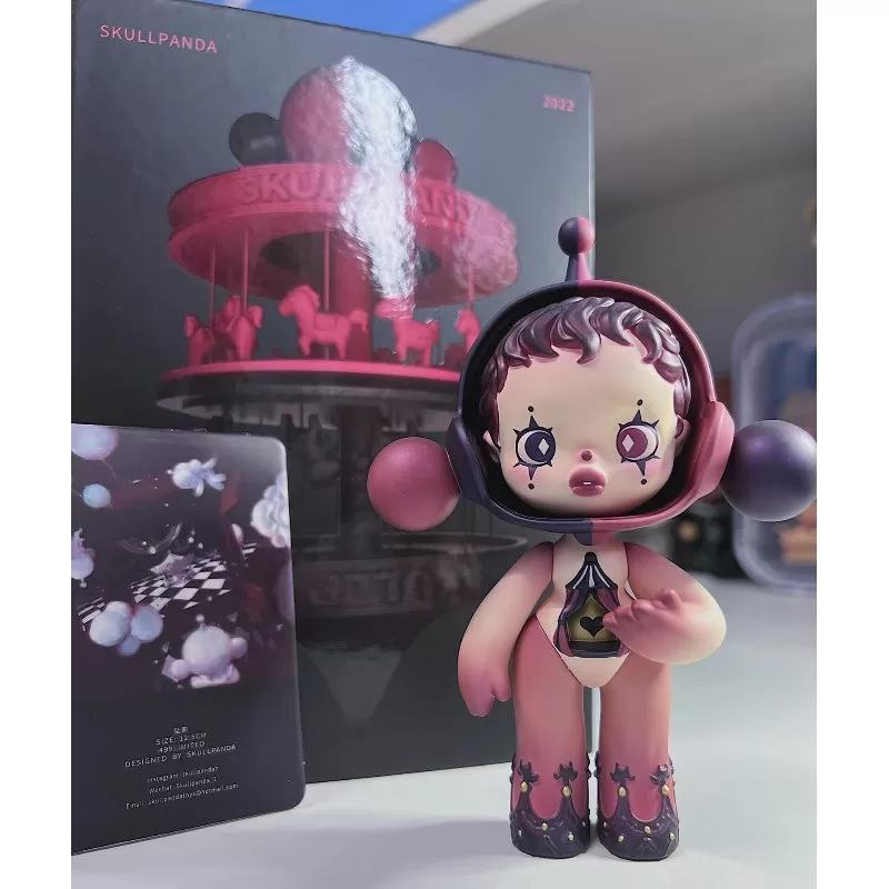Skullpanda Lekplats I Paradox Fallande Silhouette Begränsad figur