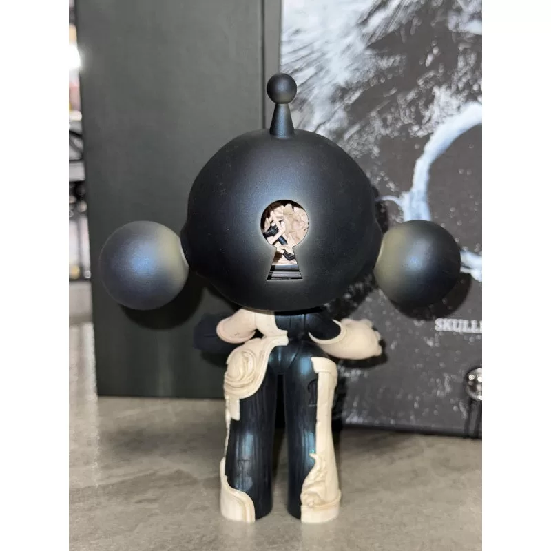 Skullpanda är nyckeln som verkligen behövs Begränsad figur Skullpanda är nyckeln som verkligen behövs Begränsad figur